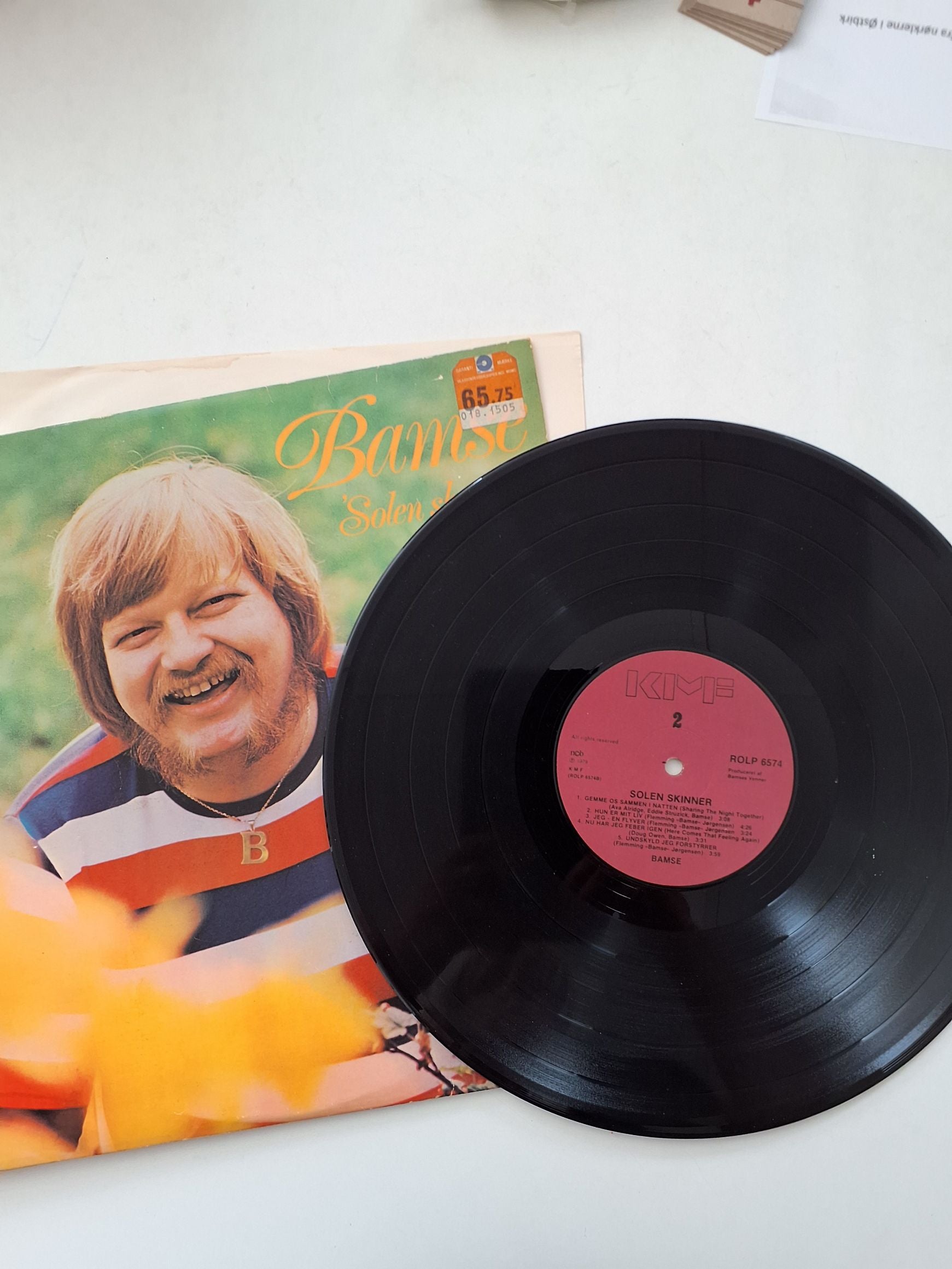 Lp solen skinner af Bamse. Samleopjekt.